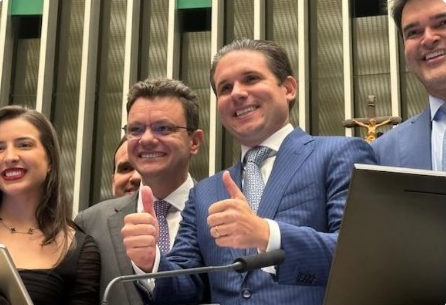 Bastidores revelam pesado jogo de emendas e pressão para emplacar nome no TCU