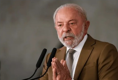 Guerra dos Combustíveis: Governadores reagem ao pedido de Lula para redução do ICMS após pacote federal