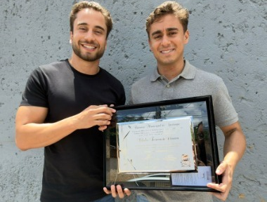 Fake ou Fato? Notícia de que Matheus Braga foi barrado em almoço de Nikolas, mas vereador encerra polêmica com homenagem