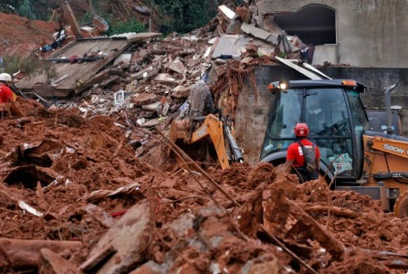Tragédia Ampliada: Sobe para 36 o número de mortos pelas chuvas em Minas; buscas continuam na Zona da Mata