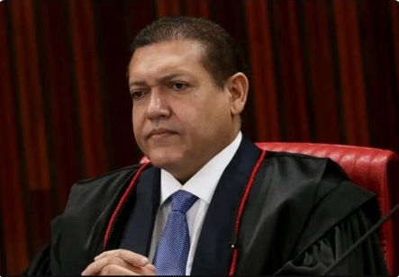 Queda de Braço: Senadores tentam tirar de Nunes Marques relatoria da CPI do Banco Master no STF